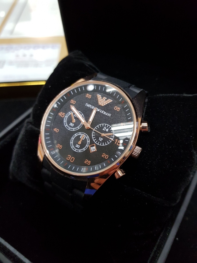 Emporio Armani Classic 雅爵計時錶(已售出) 3